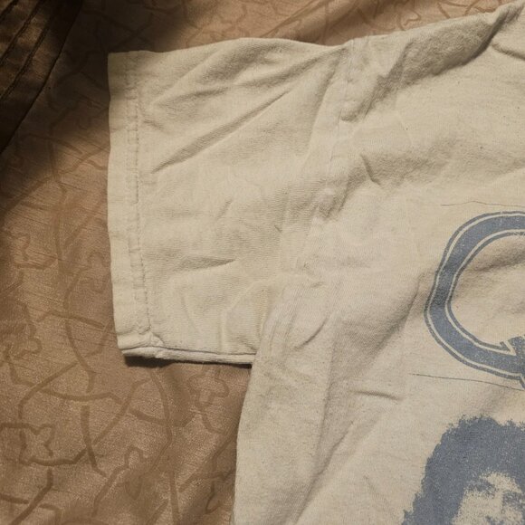 Queen Official Band T-Shirt, Vintage Style, Small - Picture 4 of 5